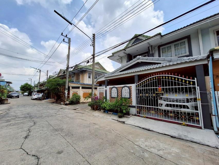 บ้านทาวน์เฮ้าส์ 3