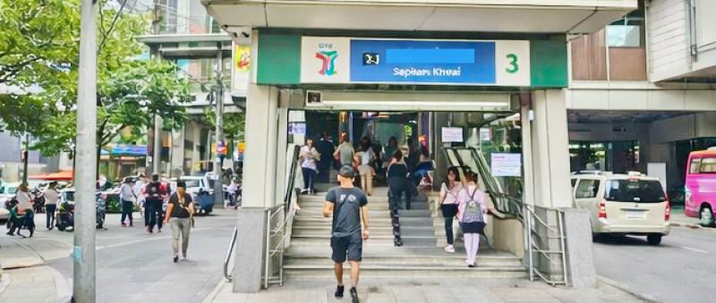 MRT สุทธิสาร 800 ม.ทำสำนักงาน BTS สะพานควาย 550 ม.ติดถนนอินทามระ สตูดิโอออฟฟิศให้เช่า 1 ห้องน้ำในตัว 18 ตรม.ชั้นล่าง เหม 6