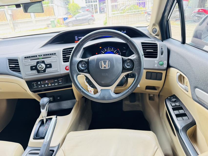 ✔️ไมล์แท้ 9x,xxx กม✔️รถบ้านมือเดียว HONDA CIVIC 1.8 E i-Vtec ปี 2013 10