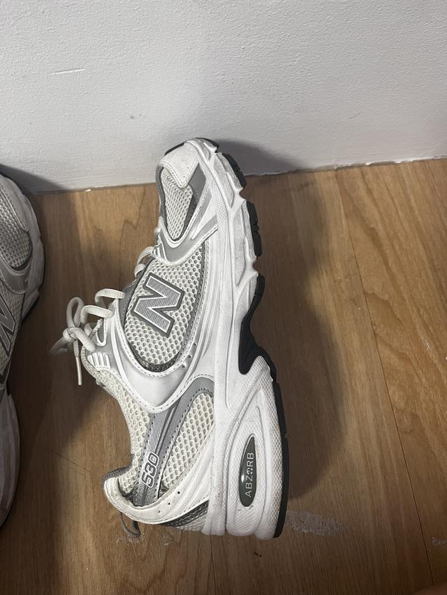 รองเท้า new balance 530 size 42