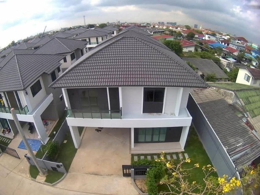 บ้านเดี่ยวเช่า โครงการ Centro วิภาวดี ดอนเมือง บ้านหลังมุม 4ห้องนอน  5ห้องน้ำ  10