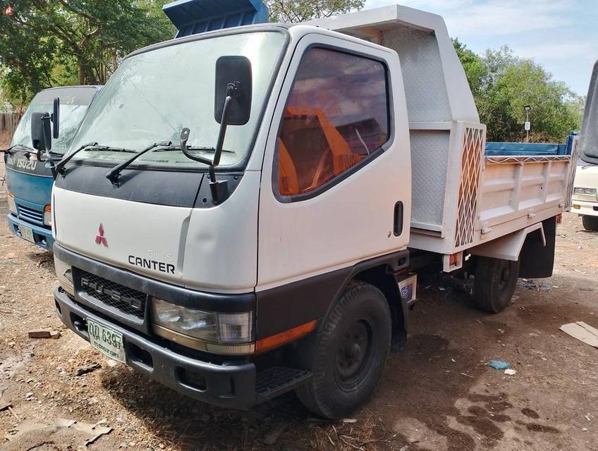 Mitsubishi Canter 4 ล้อดั้มพ์ป้ายเล็ก