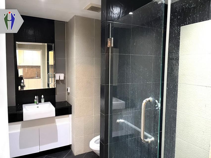 ให้เช่าคอนโดพร้อมอยู่ พัทยาใต้ 9,500 คอนโดขนาด 38 ตารางเมตร 1 ห้องนอน 1 ห้องน้ำ 1 ห้องนั่งเล่น พร้อมระเบียงกว้าง  คอนโดนี้มีเฟอร์นิเจอร์และเครื่องใช้ไ 5