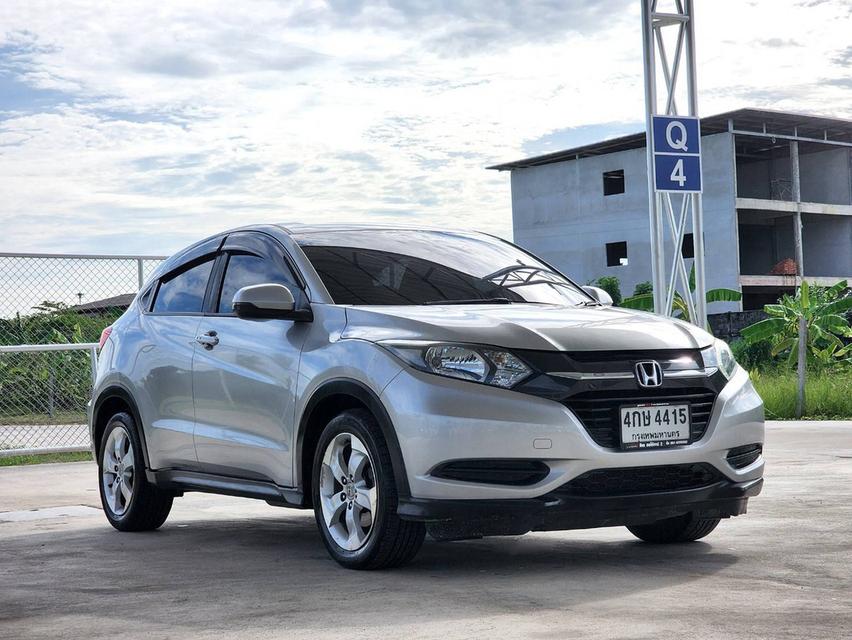  ด่วนๆ Honda Hrv 1.8S A/T ปี 2015 รถสวยขายมาก โครตคุ้ม 3