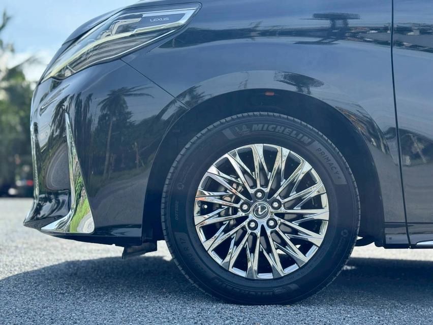 Lexus LM300h (Executive 4 Seats) 2020 รถสวยใช้น้อย ใหม่มากๆ #ถูกกว่าป้ายแดงตั้งครึ่งเลย
