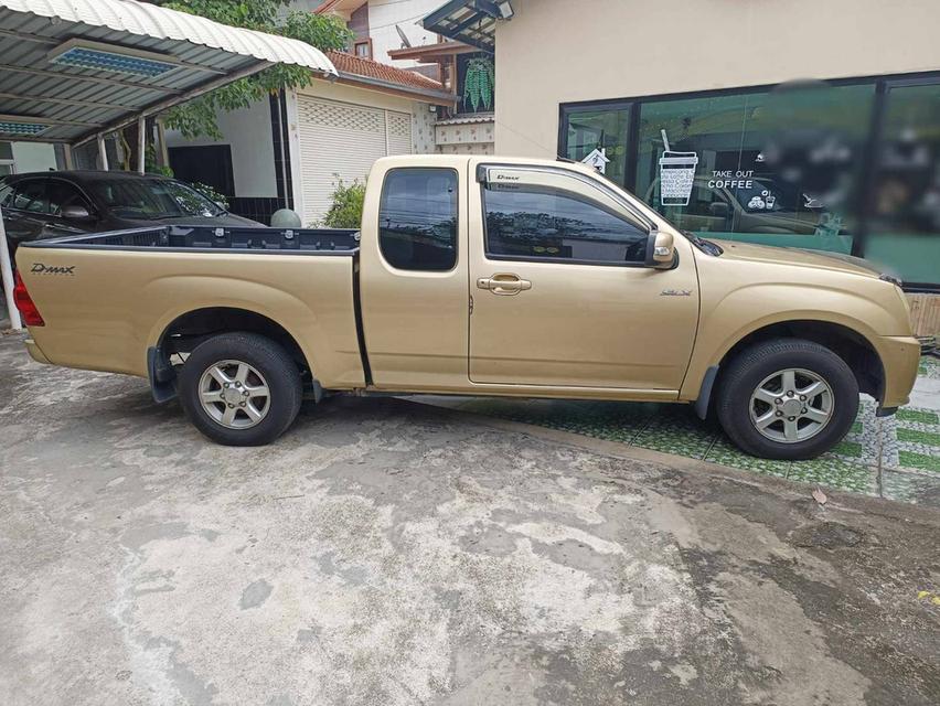 ISUZU DMAX SPACECAB 7