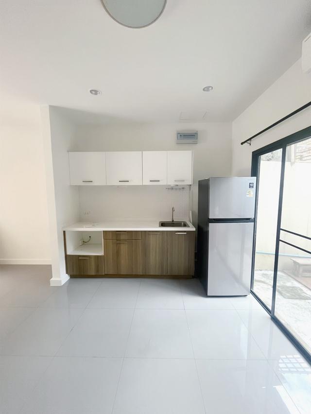 ปล่อยเช่าทาวน์โฮม 2 ชั้น โครงการ Urbano รามคำแหง 94  4