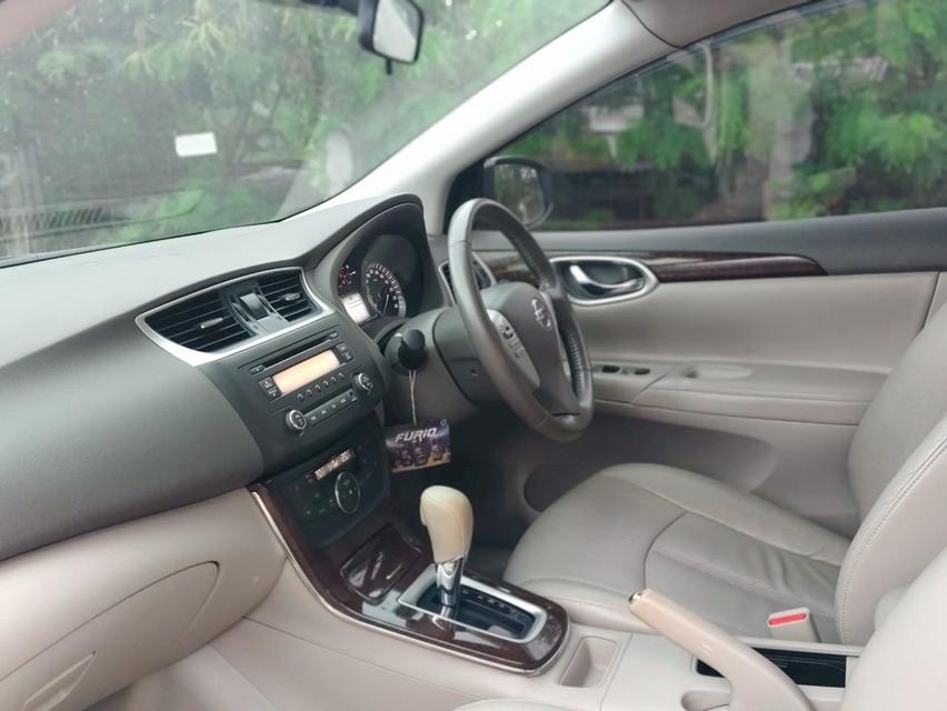 Nissan Slyphy 9