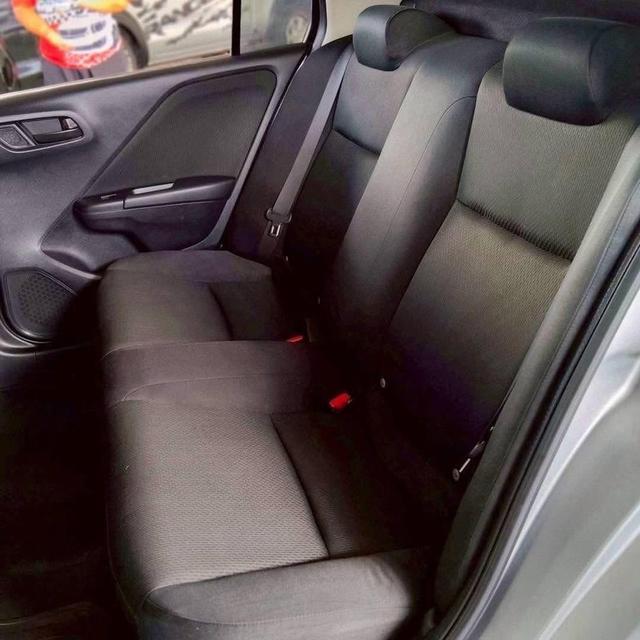 Honda City HONDA CITY 1.5S 2017✨✨เก๋งแบรนด์ฮิต แต่งหล่อครบ พร้อมใช้งาน✨✨ออกรถ 0️⃣ บาท🌟 ฟรีดาวน์ 🌟✅ฟรี พรบ ✅ ภาษี 9