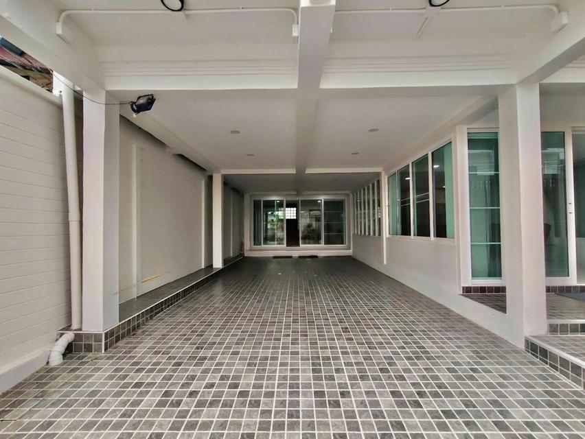 ขายบ้านเดี่ยวรีโนเวทใหม่สไตล์โมเดิร์นลักชัวรี่ หมู่บ้านเปรมฤทัย (Premruethai) ซอยรามอินทรา 46/1 ใกล้ Live Ramintra และรถไฟฟ้าสายสีชมพูสถานีคู้บอน 2