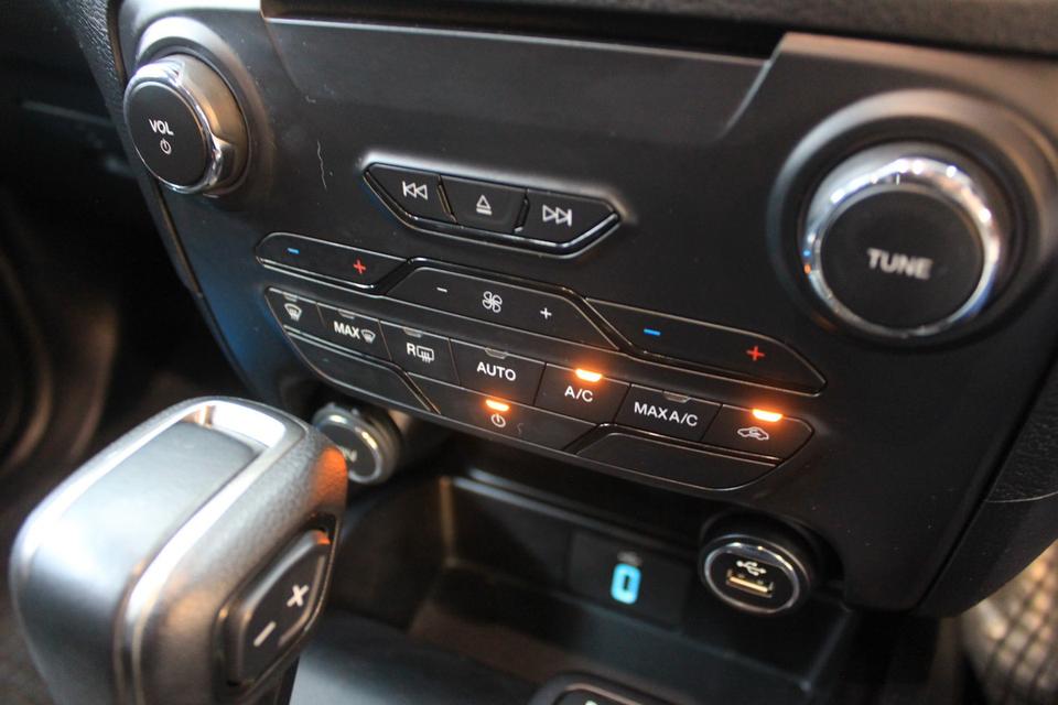 รหัสรถ JRS6969 Ford Everest 2.0 Bi turbo ตัวท็อปขับ 2 ปี 21  14
