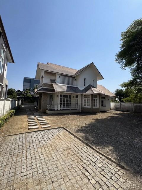 ขายบ้านเดี่ยวบนที่ดิน 216 ตรว. พื้นที่กว้างขวาง ซอยกรุงเทพนนท์ 12 ใกล้รถไฟฟ้าสายสีม่วง สถานีติวานนท์ 500 เมตร 1