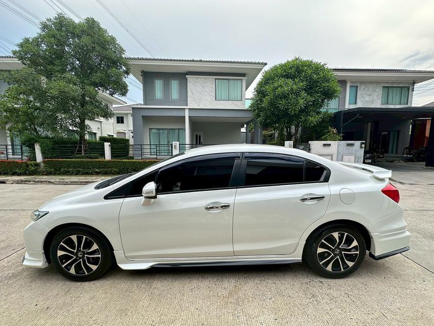 ขายรถ ใช้เอง Honda Civic 1.8 es