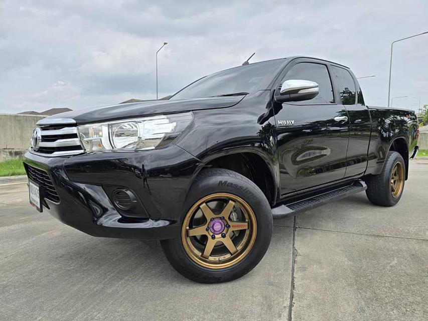 Toyota Revo 2.4E Prerunner ปี 2016 สภาพป้ายแดง 60,000 km  2