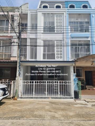 Townhouse ขายทาวน์โฮม 3 ชั้น (รีโนเวทแล้ว) ม.ทรัพย์หมื่นแสน ซ.นวลจันทร์ 36 4นอน พท. 20 ตารางวา 3500000 THB ไม่ไกลจาก สถา 2