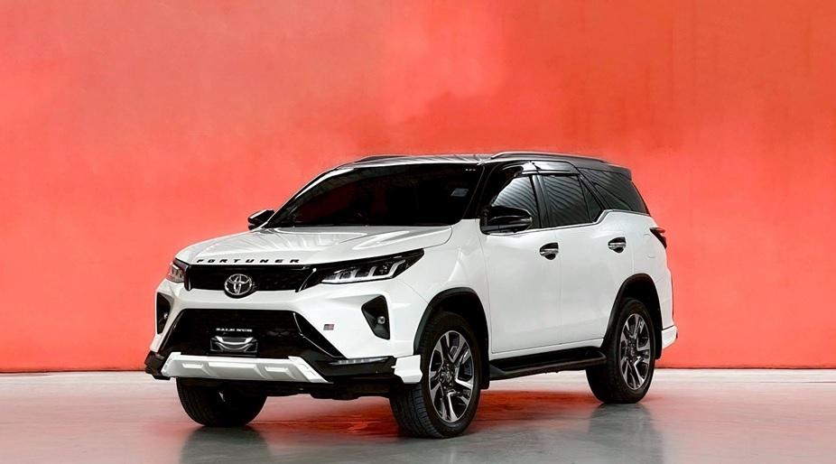 TOYOTA FORTUNER 2.4 LEGENDER 4WD A/T 2021  2