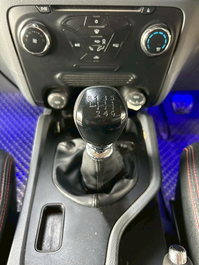 Ford Ranger Double Cab 2.2 XLT Hi-Rider MT ปี 2018 รถสวยมือเดียว ไมล์น้อย สภาพดี 14