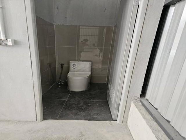 ให้เช่า โกดังสร้างใหม่ ย่านสุขาภิบาล5 ห้าแยกวัชรพล ใกล้ตลาดนัดเลียบด่วน 6