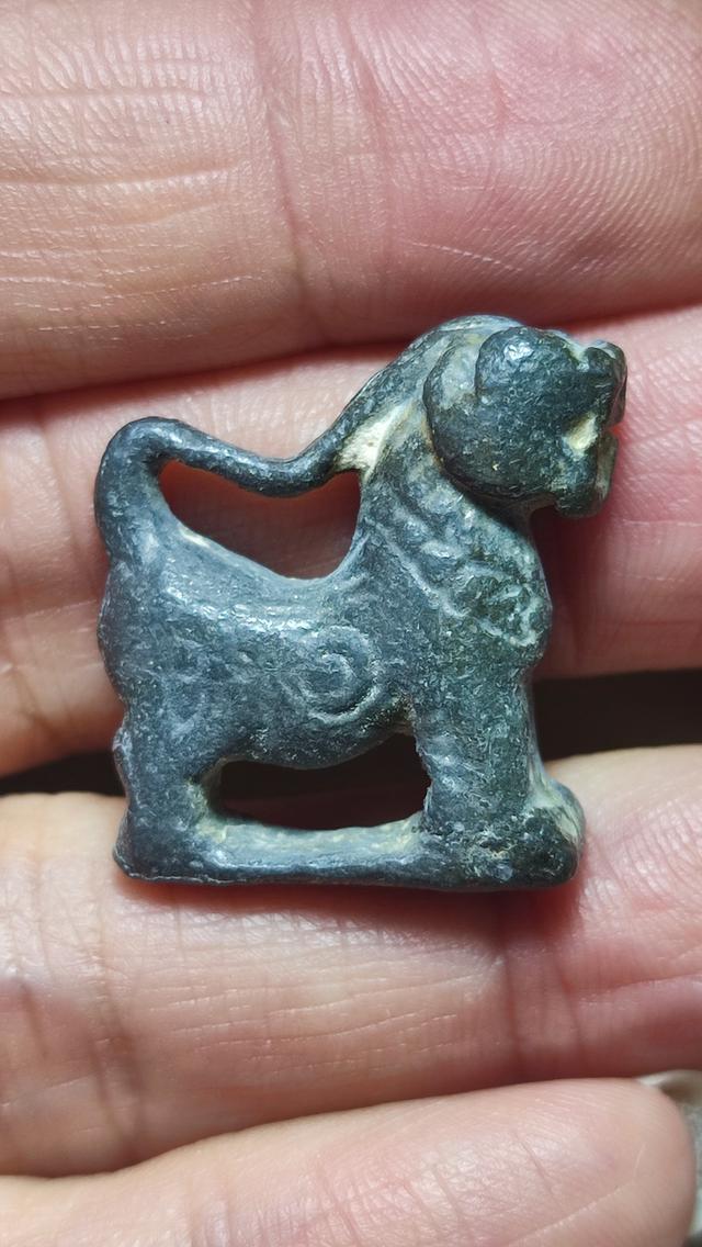 พระเครื่องเนื้อเก่า พระบ้าน