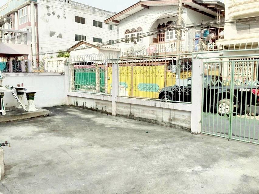 🏠​​ขายบ้านทำเลทอง ซอยเพชรเกษม 88 - บางแค อยู่แล้วเฮง เดินทางสะดวก เข้าออกได้ 3 เส้นทางหลัก พื้นที่ 105 ตรว. ในราคา 9.5 ล้านบาท 12