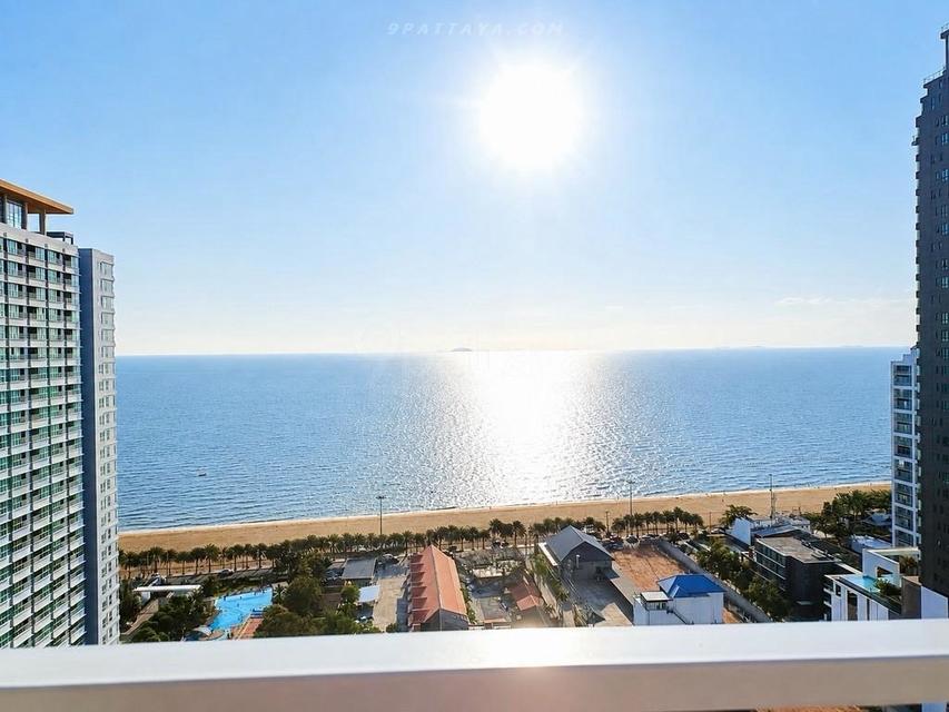 For Sale — Corner Sea View Condo at Lumpini Park Beach JomtienCorner condo for sale at Lumpini Park Beach Jomtien with 180-degree sea view. 1