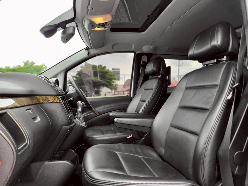 รหัสรถ NC1298 MERCEDES-BENZ VITO 122 CDI Extra Long (W639) " Facelift " หลังคาแก้ว 12
