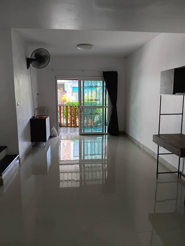 ทาวโฮมให้เช่าหลังเซ็นทรัลศาลายา 10,000 บาท/เดือน  ท/เดือน 5