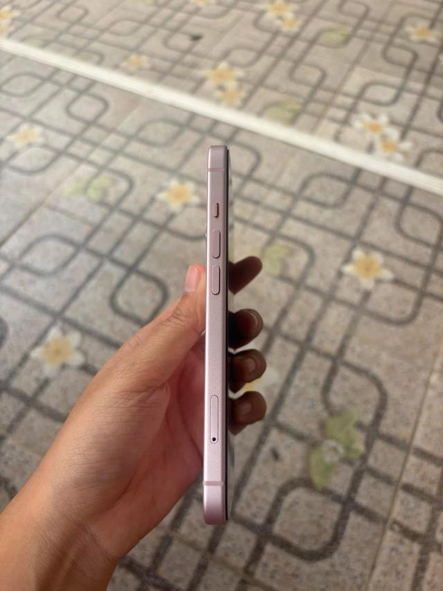 ขาย iPhone 15 มือสอง 3