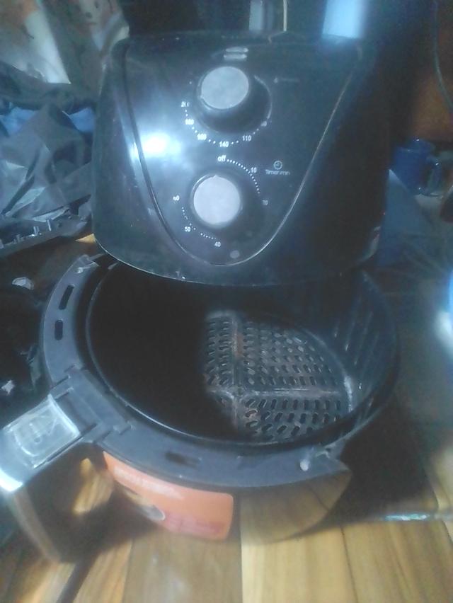 หม้อทอดไร้น้ำมัน vbell