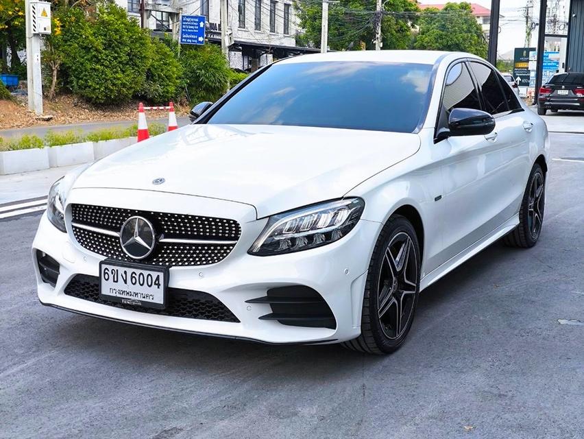 รหัสรถ KPV6004 2022 BENZ C300e AMG SPORT 