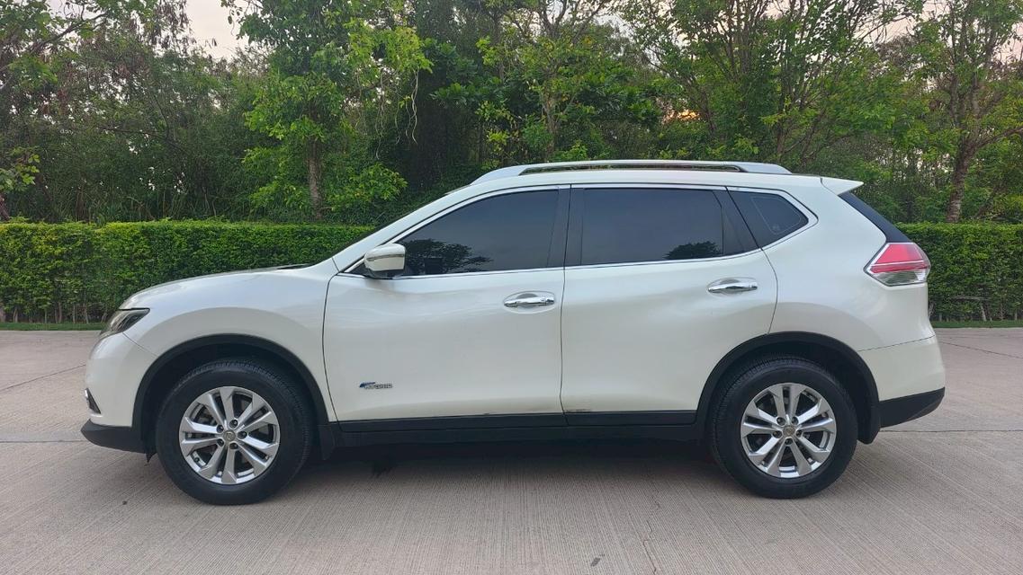 2016 Nissan X-Trail 2.0 (ปี 14-20) V Hybrid 4WD SUV   13