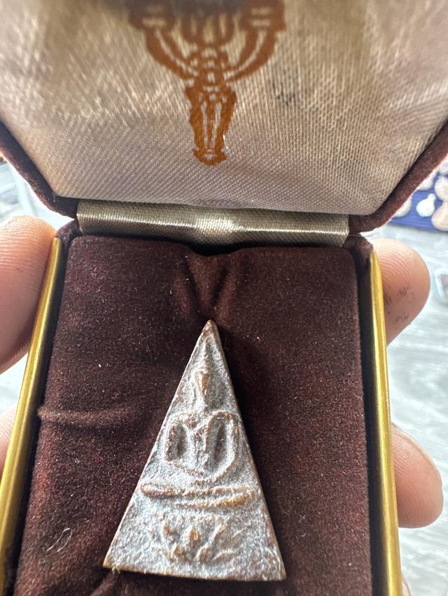 พระสมเด็จจิตรลดา (หรือ พระกำลังแผ่นดิน)