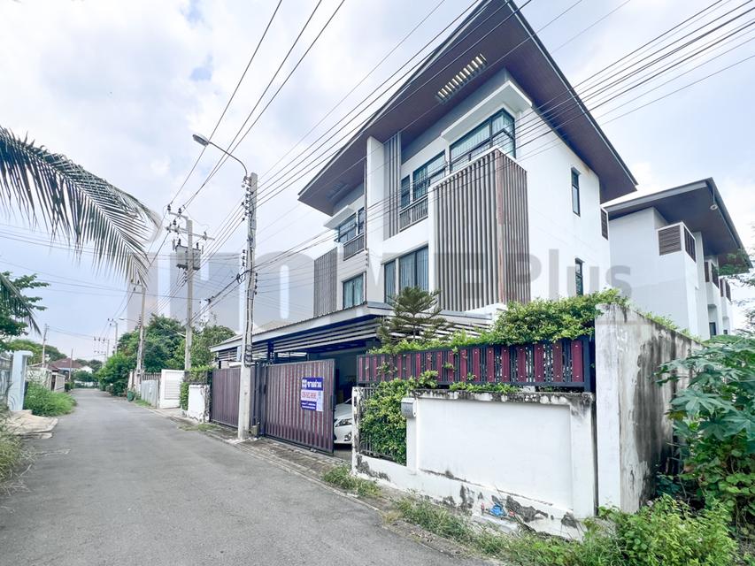 Cozy สตรีวิทยา 2 ซอย 15 | Home office โชคชัย 4 (น้ำไม่ท่วม) 2