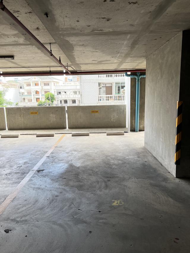 condo 112 sq.m. 2 bedrooms 2 bathrooms 20
