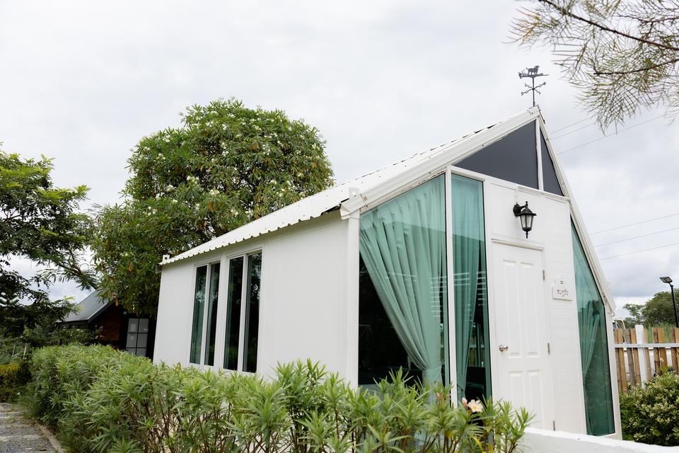 ขายรีสอร์ท ที่ วังน้ำเขียว  14ไร่  บนถนน 3060 เส้นไปปากช่อง ระเริง 27 ล้าน บาท 11