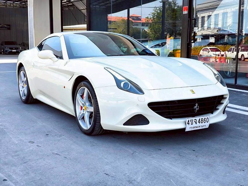 รหัสรถ KPV4860 2015 FERRARI CALIFORNIA T 3.9 สีขาว ภายในแดง