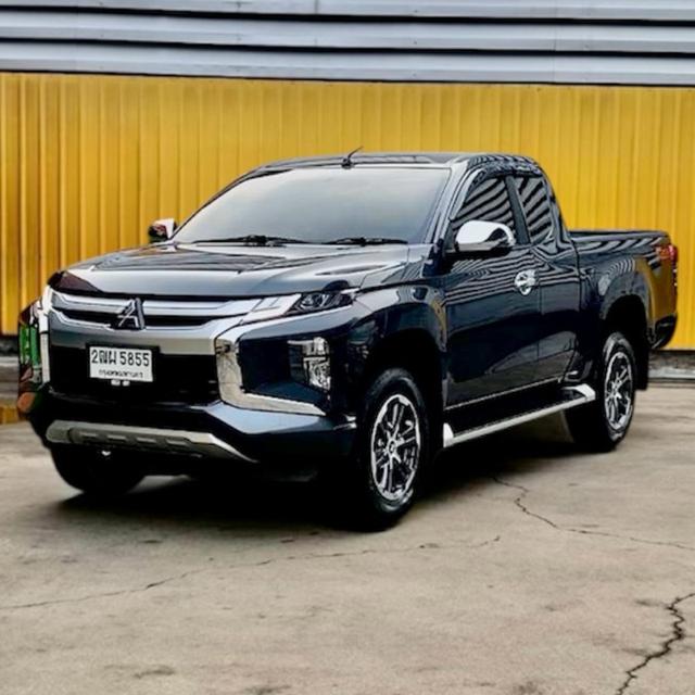 Mitsubishi Triton ปี 2019 เครื่อง 2,500 cc open cab 2