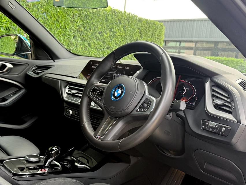 2021 BMW 220I MSPORT รถมือเดียวออกป้ายแดง รถวิ่งน้อย เข้าศูนย์ทุกระยะ ไม่เคยมีอุบัติเหตุครับ 10