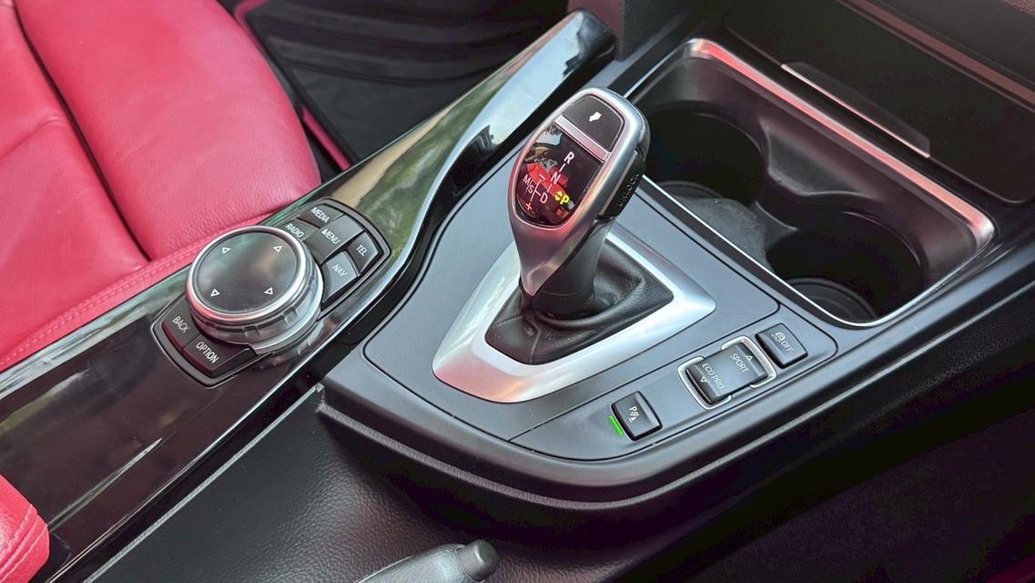 รหัสรถ TPV740 🎊 BMW 320i Sport 🎊 2013 รูปที่ 17