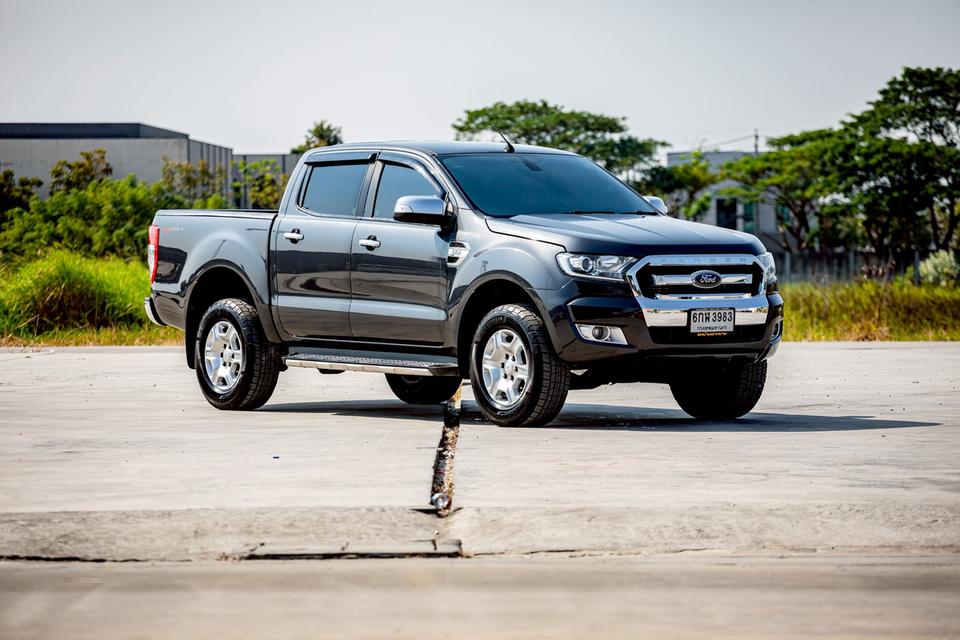 Ford Ranger 2.2 XLT Hi-Lander Double Cab เกียร์ Auto ปี 2017 สีเทา มือเดียวป้ายแดง รูปที่ 5