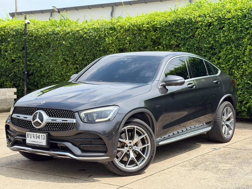 BENZ GLC300e COUPE AMG DYNAMIC 4MATIC ปี 2021 สีเทา รถสวยไม่มีอุบัติเหตุ