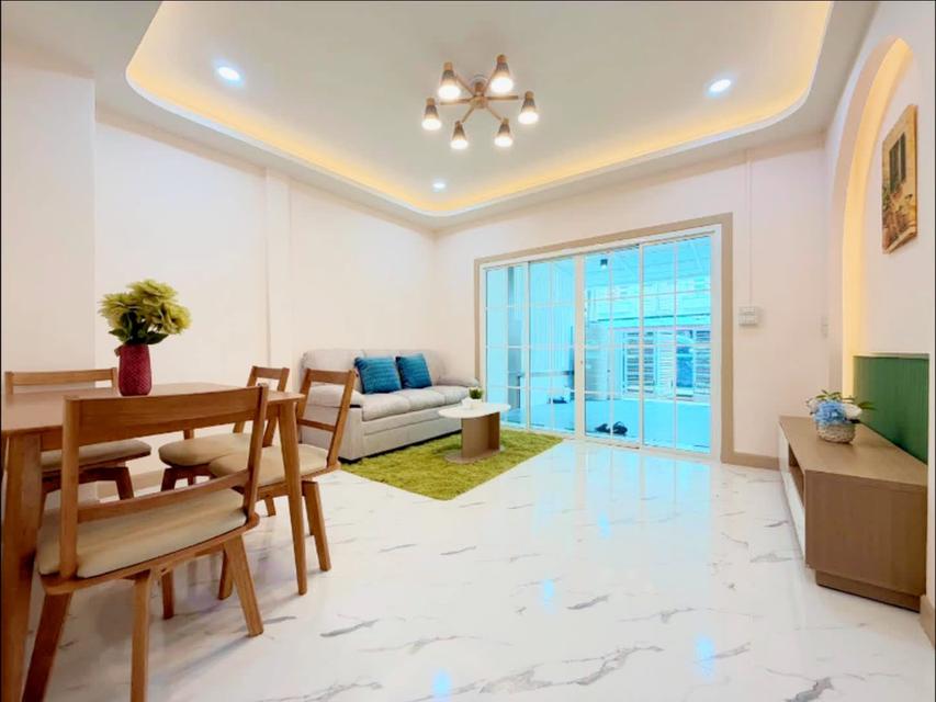 🤝✨ แนะนำบ้านหลังนี้ด้วยใจจริงครับ บ้านรีโนเวทใหม่ ใกล้กรมที่ดินบางบัวทอง แถมเฟอร์ครบ ✨📍 หมู่บ้านดิเอมเมอรัลด์พาร์ค 2 6