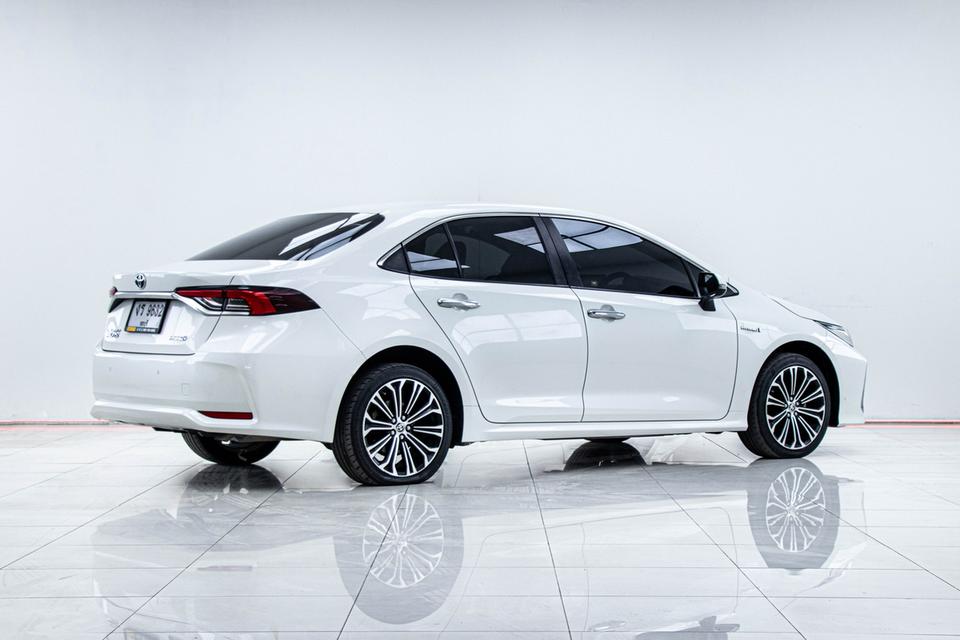 รหัสรถ 5B492 ALTIS 1.8 HYBRID HIGH 2019