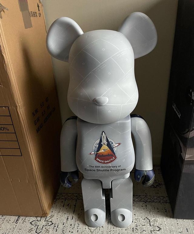 Bearbrick x NASA 1000% มือ 2