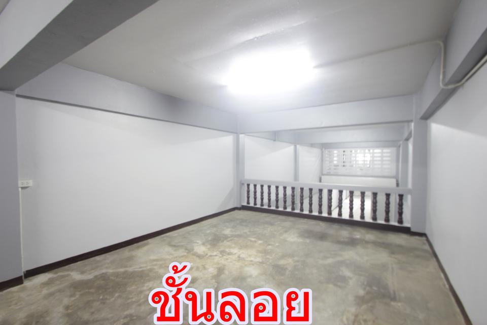 ให้เช่าอาคารพาณิชย์ริมถนนพุทธบูชา พระราม2 ประชาอุทิศ พื้นที่ 41.4 ตารางวา 3ชั้น มีชั้นลอย ดาดฟ้า ค้าขายได้ ทำสำนักงาน ใกล้สวนธนบุรีรมย์ เทคโนบางมด 9