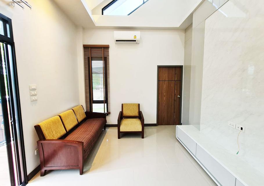 Fully furnished house for rent in the community near Chiangmai airport plaza. 3