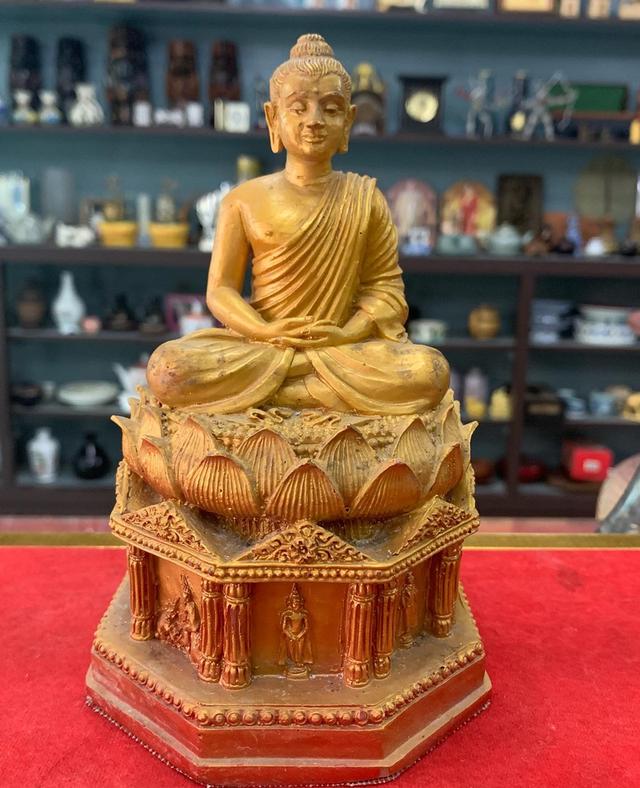 พระพุทธรูปเนื้อเรซิน 4