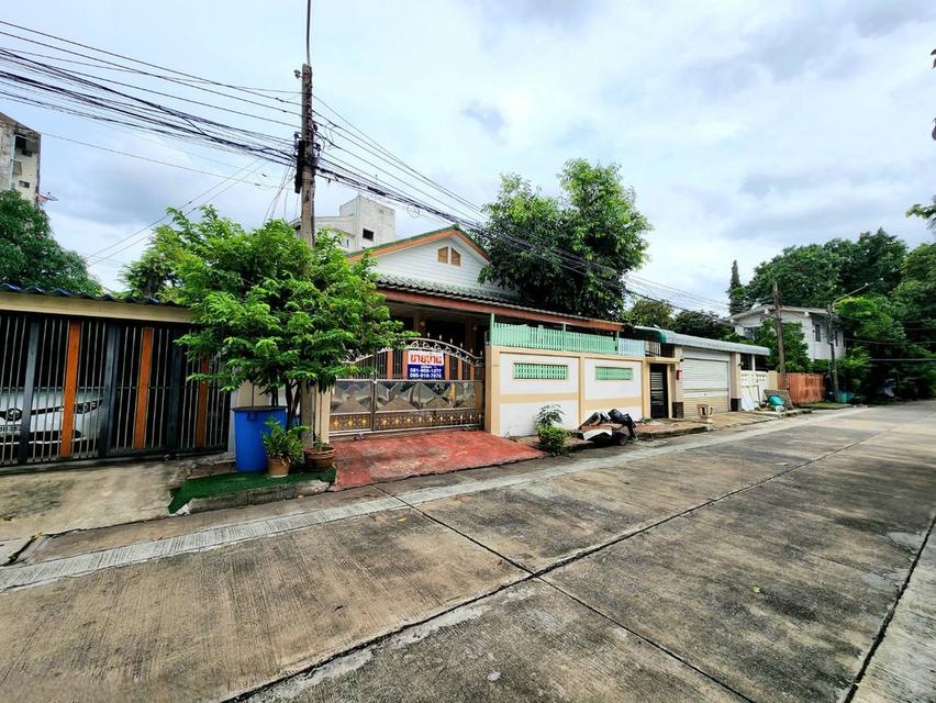 บ้านเดี่ยวชั้นเดียว 60 ตรว. ใจกลางเมือง ซอยวิภาวดี62 ราคาเพียง 5.xx ล้าน เท่านั้น 2