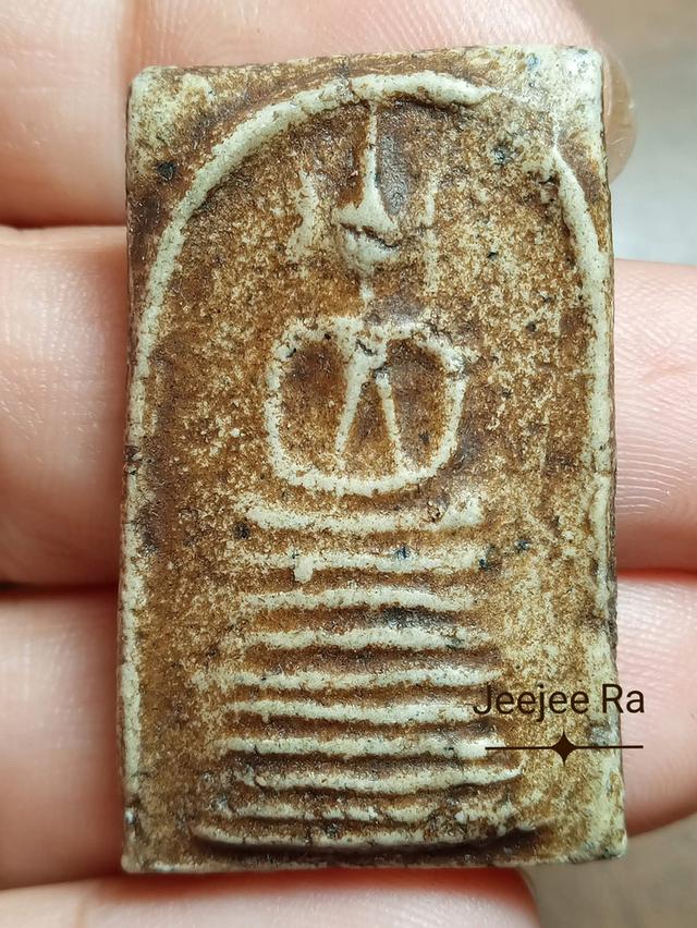 พระสมเด็จเกศไชโยแบ่งปันเก่าเดิมๆคะ