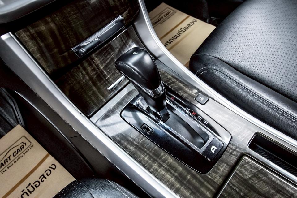 รหัสรถ 3A927 ACCORD 2.0 HYBRID 2015 17